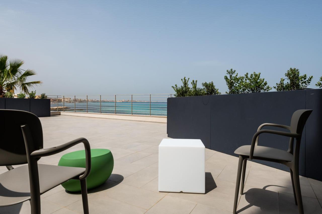 Hotel Punta Tipa トラーパニ エクステリア 写真