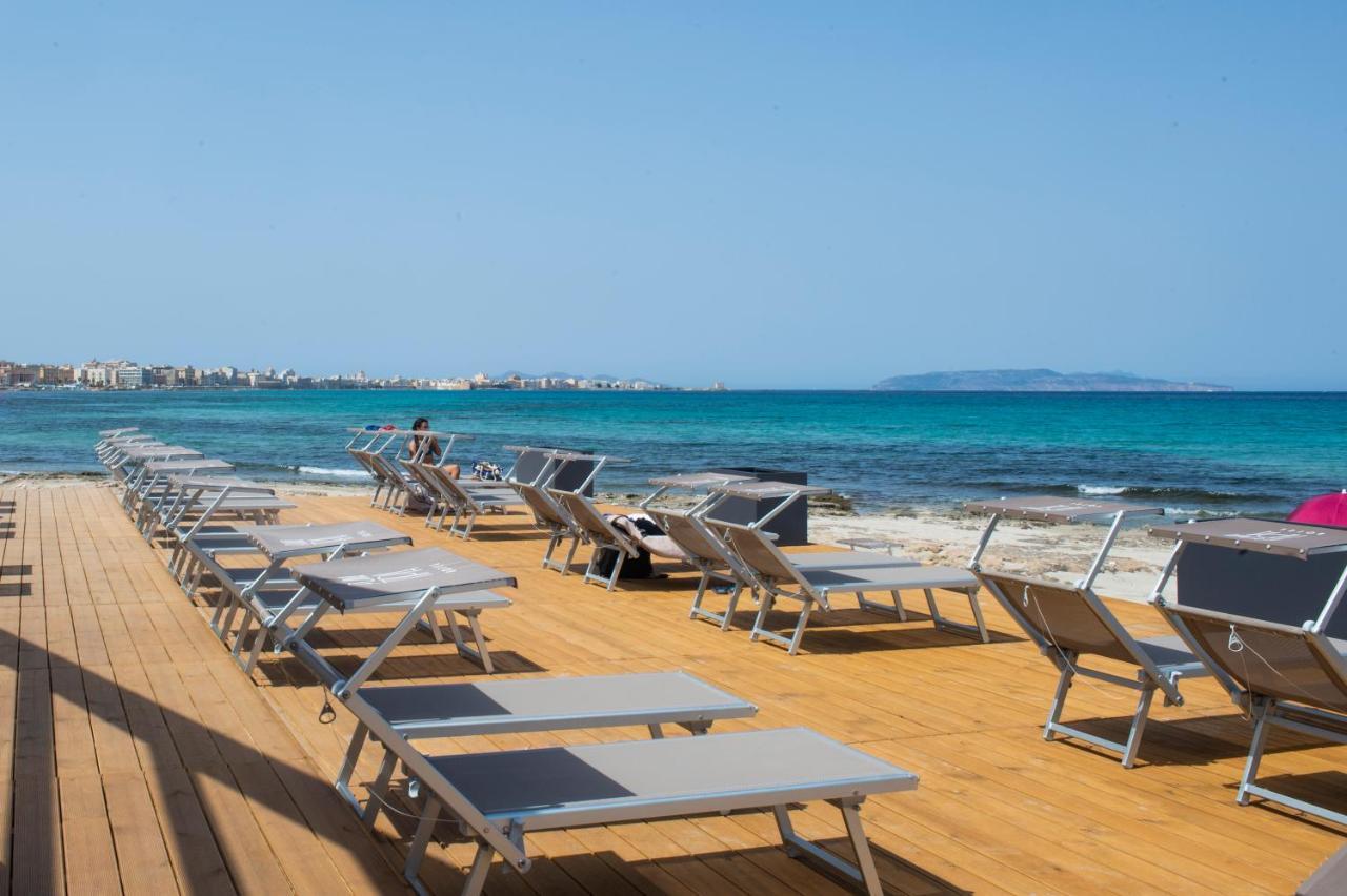 Hotel Punta Tipa トラーパニ エクステリア 写真