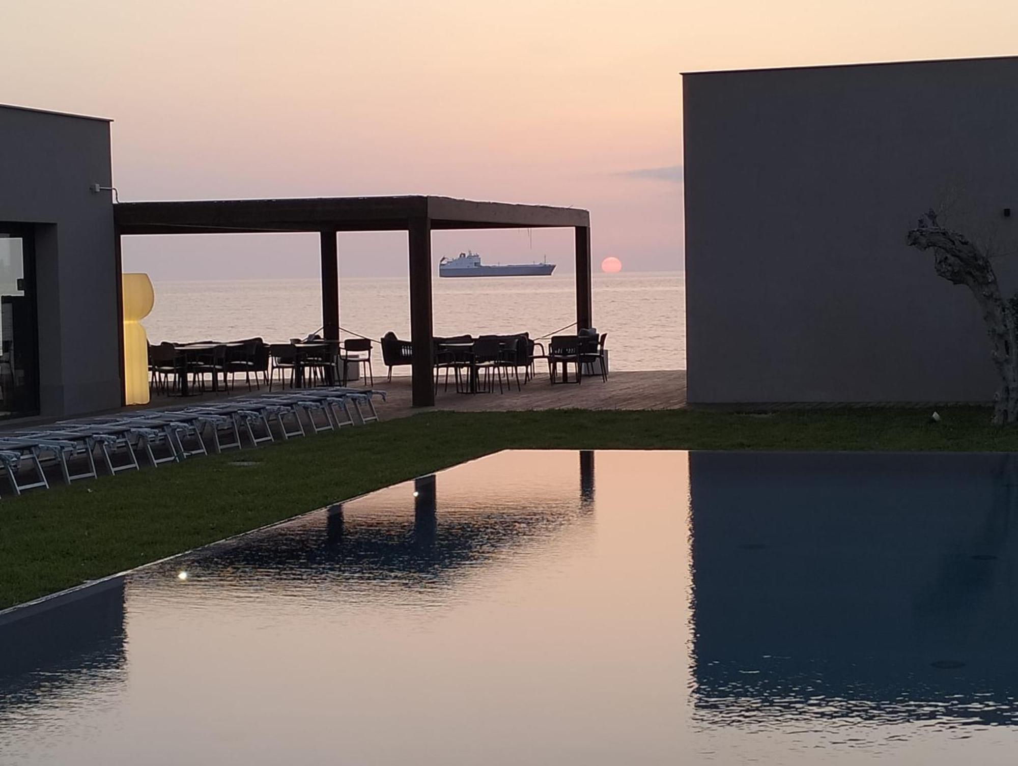 Hotel Punta Tipa トラーパニ エクステリア 写真